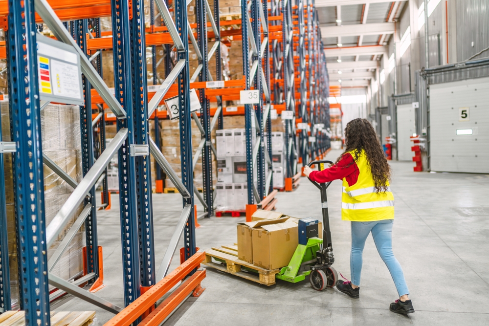 Choosing the Right Fulfillment Distribution Center