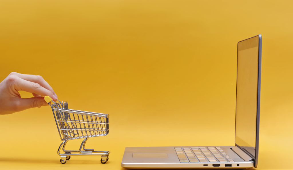 apparel fulfillment